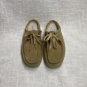 Clarks Original - Brown Suede Tie Front Slip On Shoe